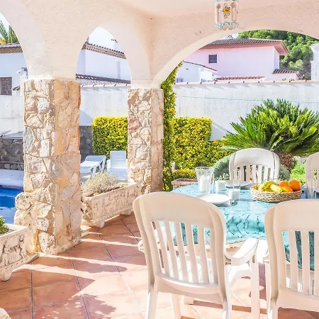 別荘 Apartment In Spain Near Costa Brava L' Escala